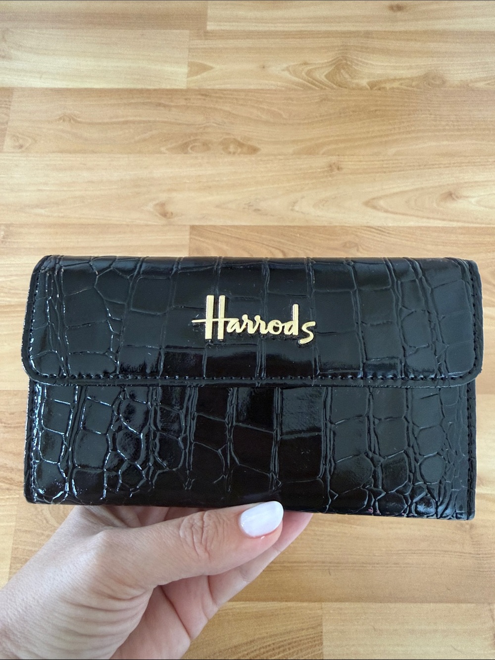 Harrods Black Croc-Embossed Patent Wallet with Gold Logo